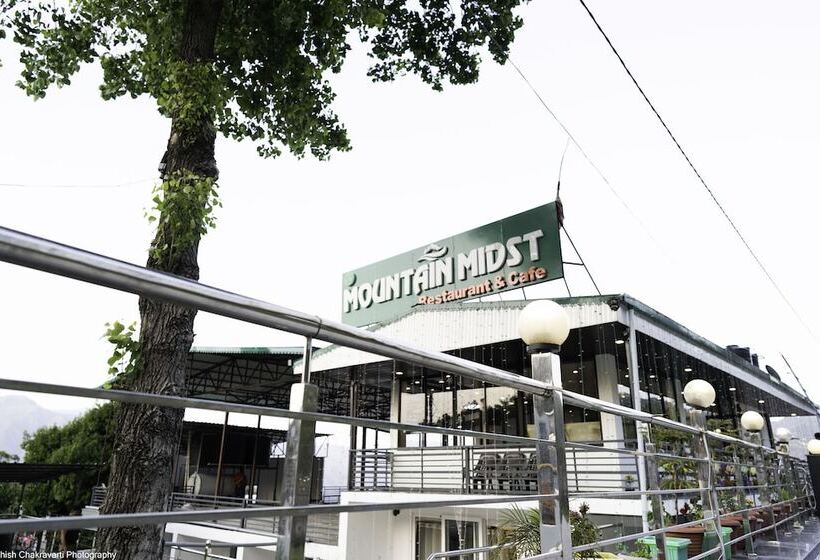 ホテル Mountain Midst