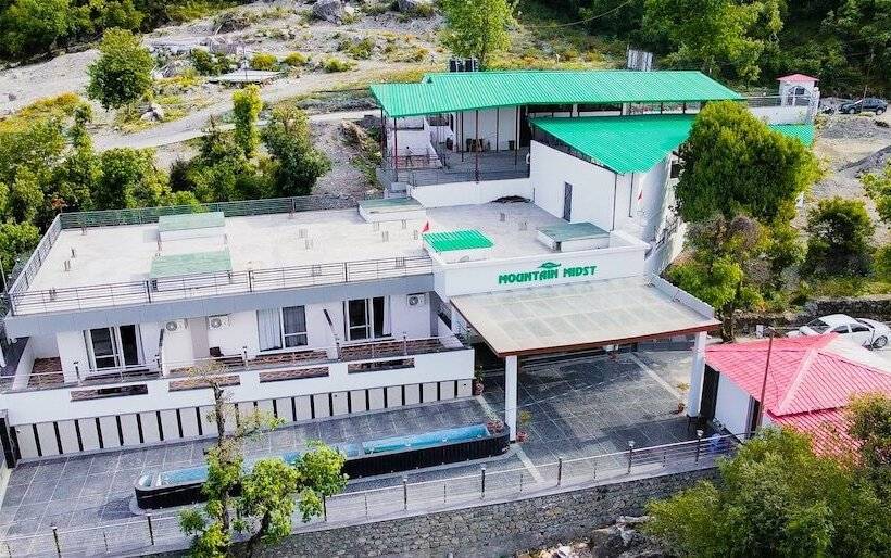 ホテル Mountain Midst