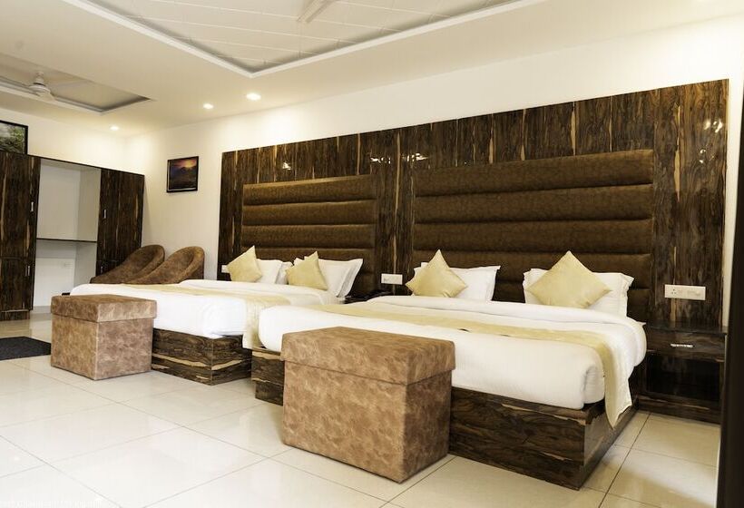 ホテル Mountain Midst