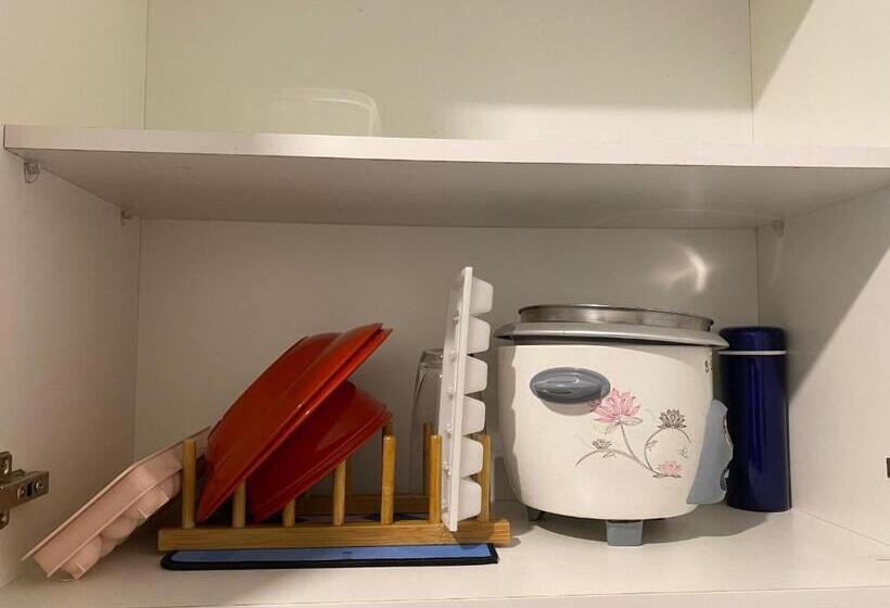 Hotell The Hibernate At Kozi Square