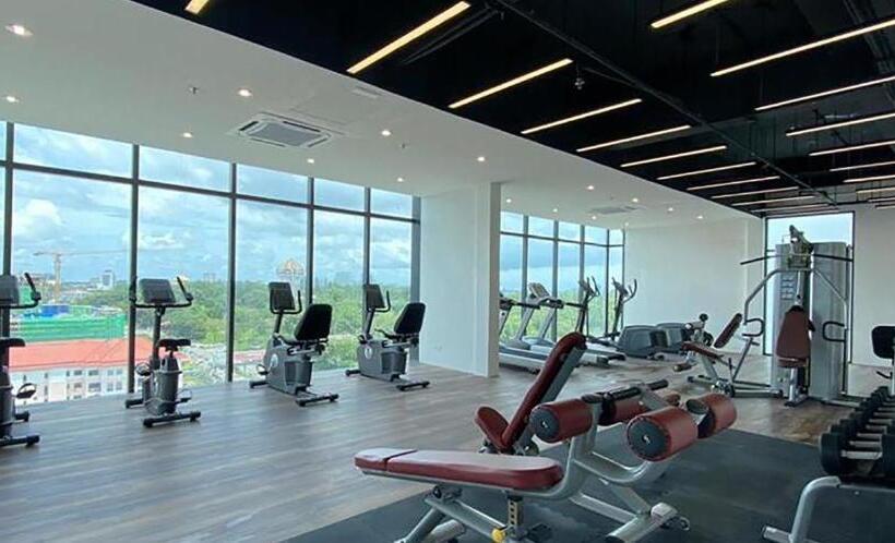 Hotell The Hibernate At Kozi Square