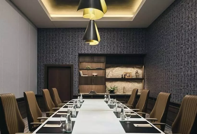 هتل Thompson Atlanta   Buckhead, By Hyatt