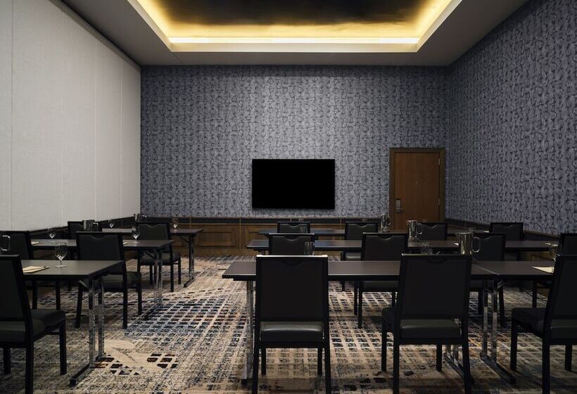 Отель Thompson Atlanta Buckhead, By Hyatt