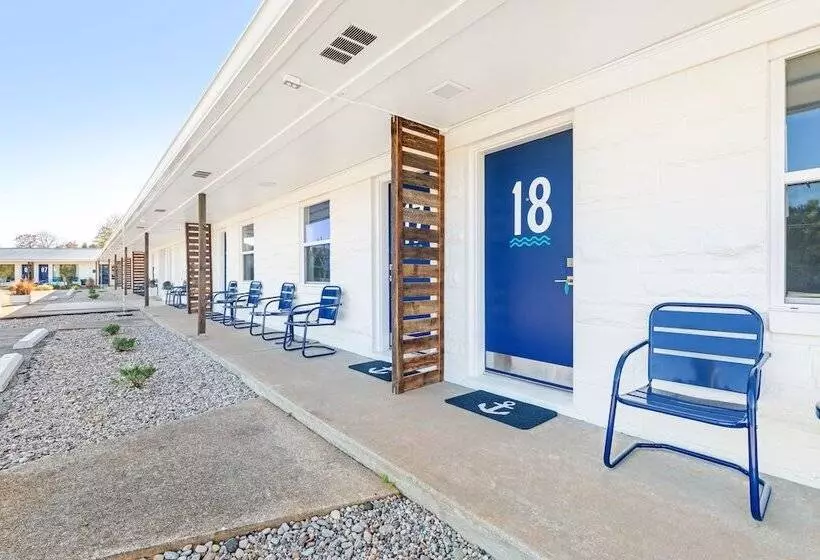 Motelli St. Clair Motor Lodge