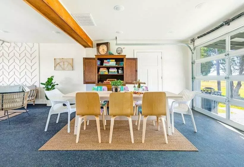 Motelli St. Clair Motor Lodge