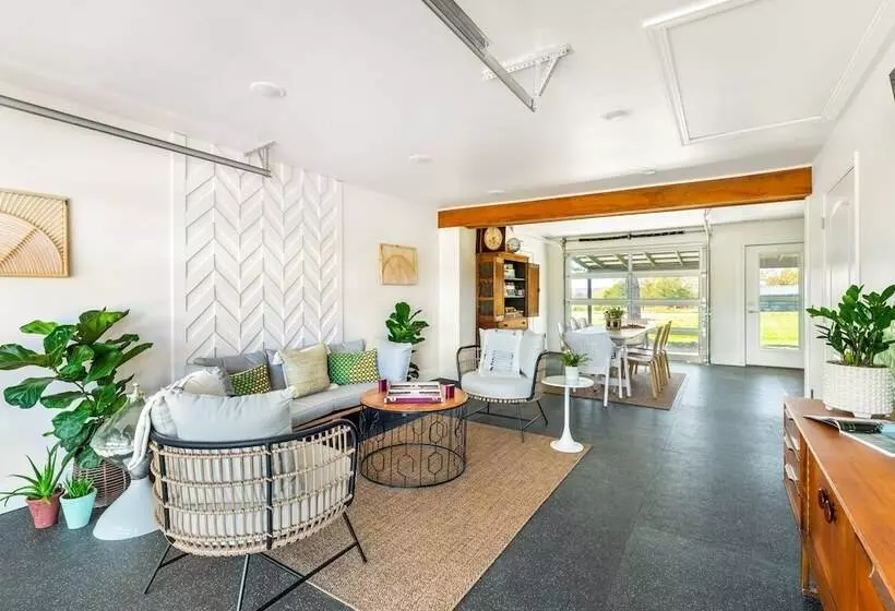 Motelli St. Clair Motor Lodge