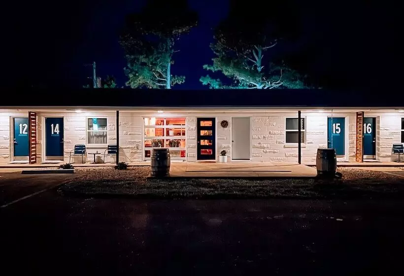 Motelli St. Clair Motor Lodge