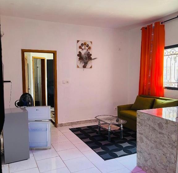 פנסיון Residence Svet