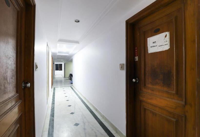 Spot On Hotel Hilltop