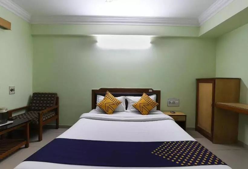 Spot On Hotel Hilltop