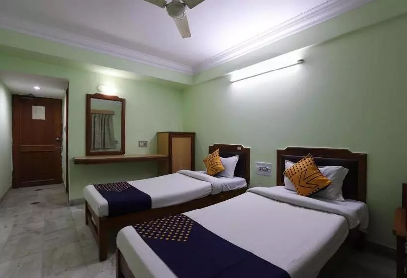 Spot On Hotel Hilltop