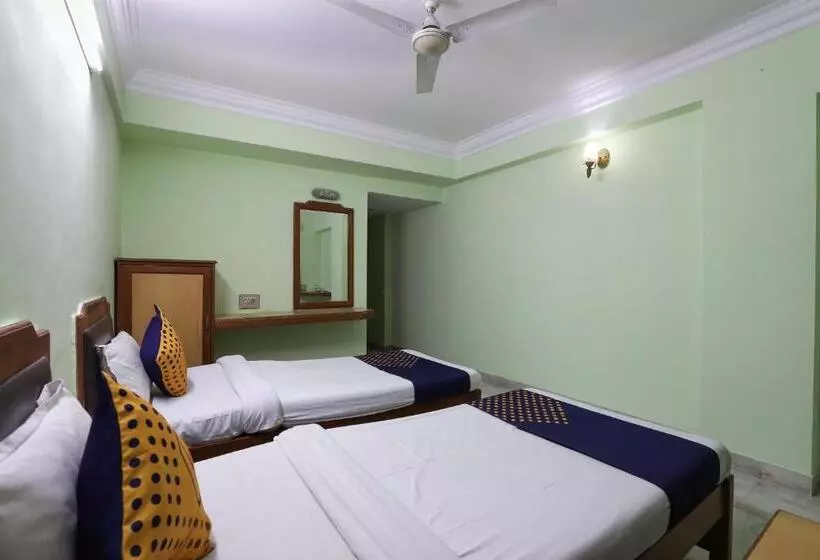 Spot On Hotel Hilltop