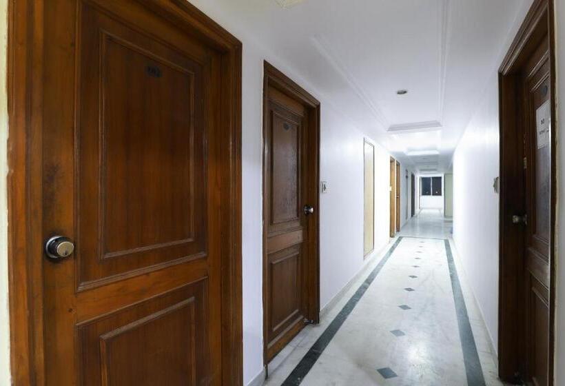 Spot On Hotel Hilltop