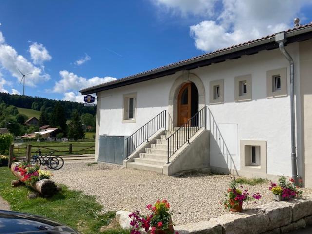 旅馆 Auberge Du Peu Péquignot