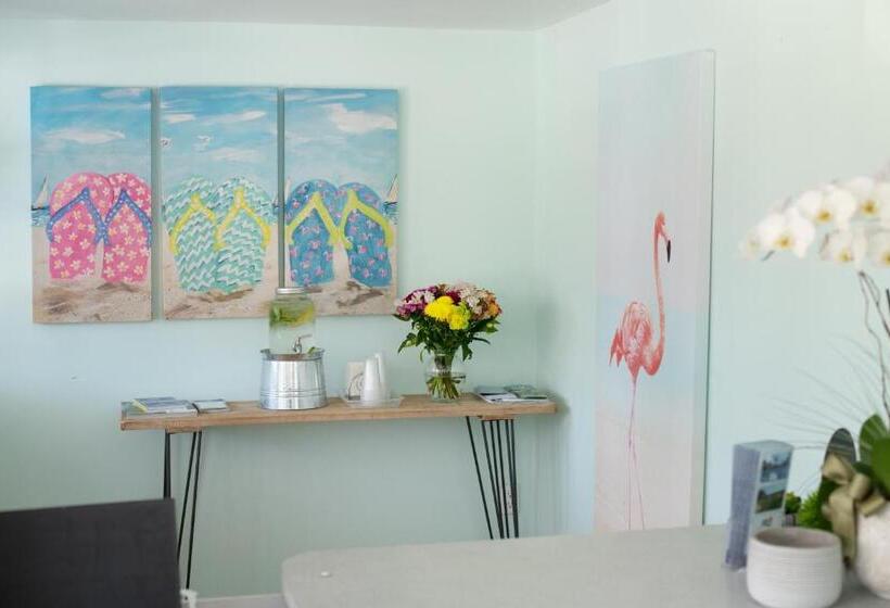 旅馆 The Islander Inn