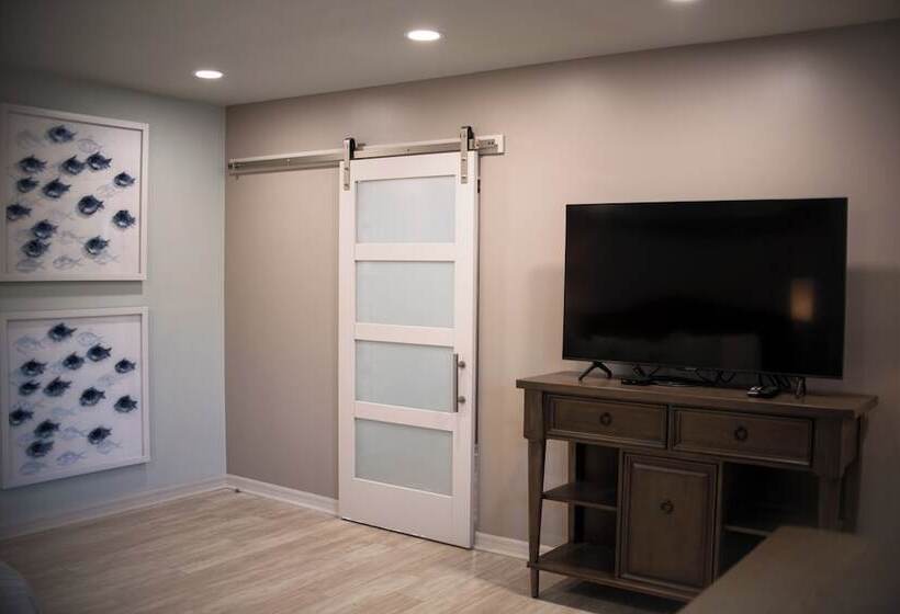 旅馆 The Islander Inn