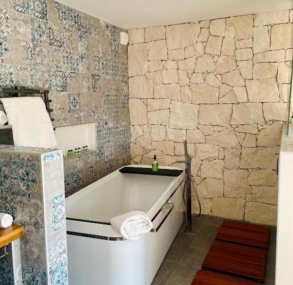 تختخواب و صبحانه Escondida