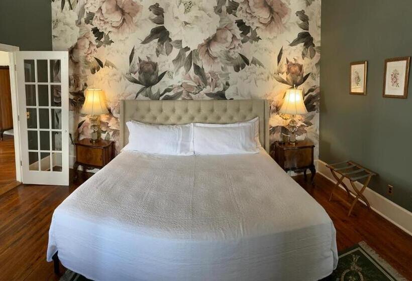 住宿加早餐  The Grand