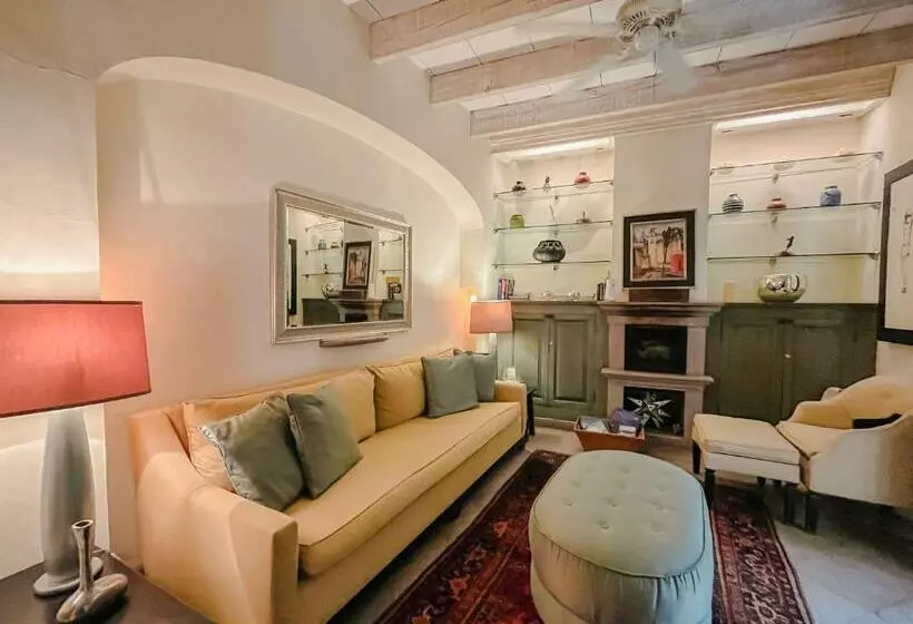 تختخواب و صبحانه Casa Florida