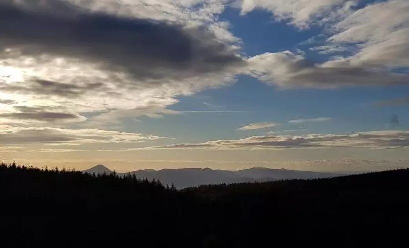 Hotelli A Restaurace Pomezí