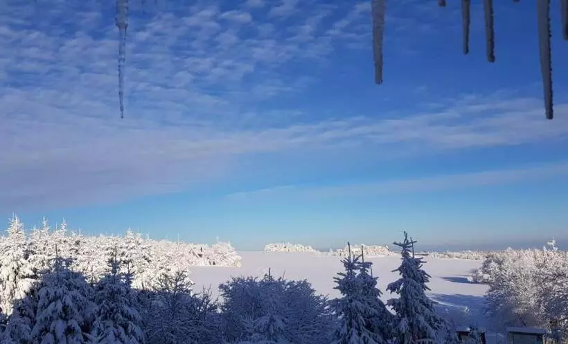 Hotelli A Restaurace Pomezí