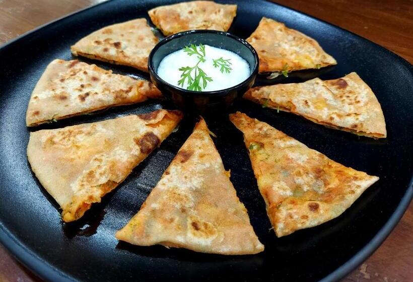 Отель Blooming Soul