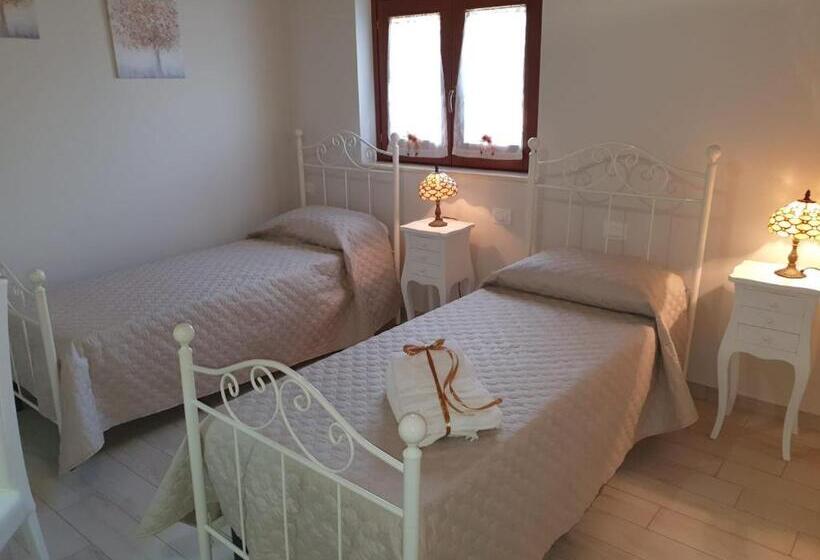 Отель Colle Del Mirto