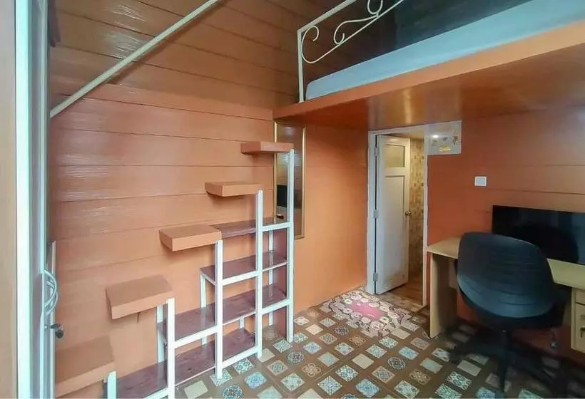 ホテル D H Mansion La Rosa Syariah Sentul Mitra Reddoorz