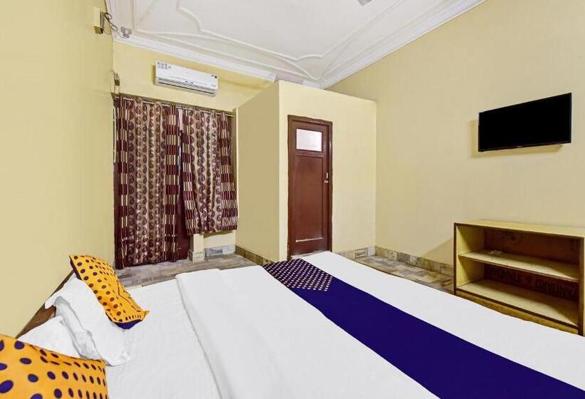 Hotel Spot On 81137  Raj