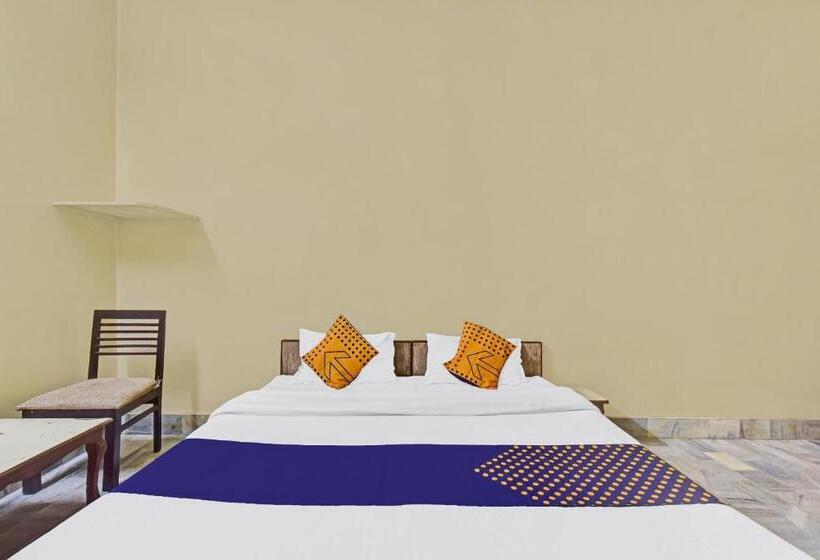 Hotel Spot On 81137  Raj