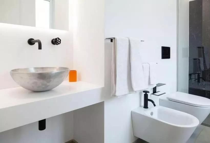 Maina Country Resort