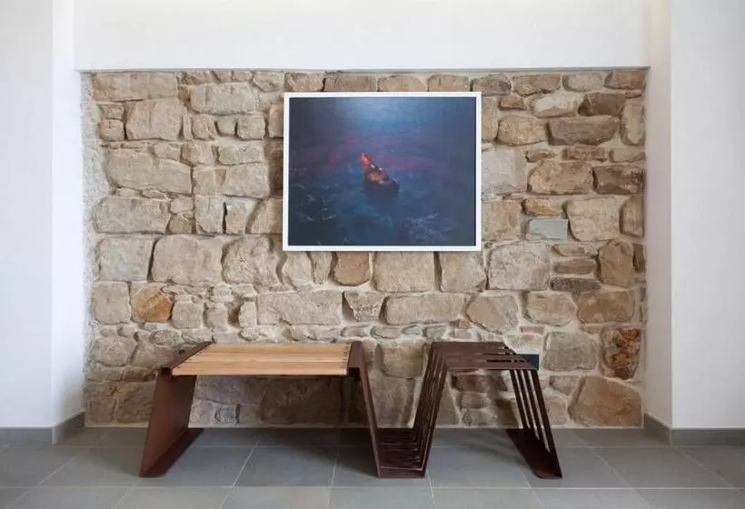 Maina Country Resort