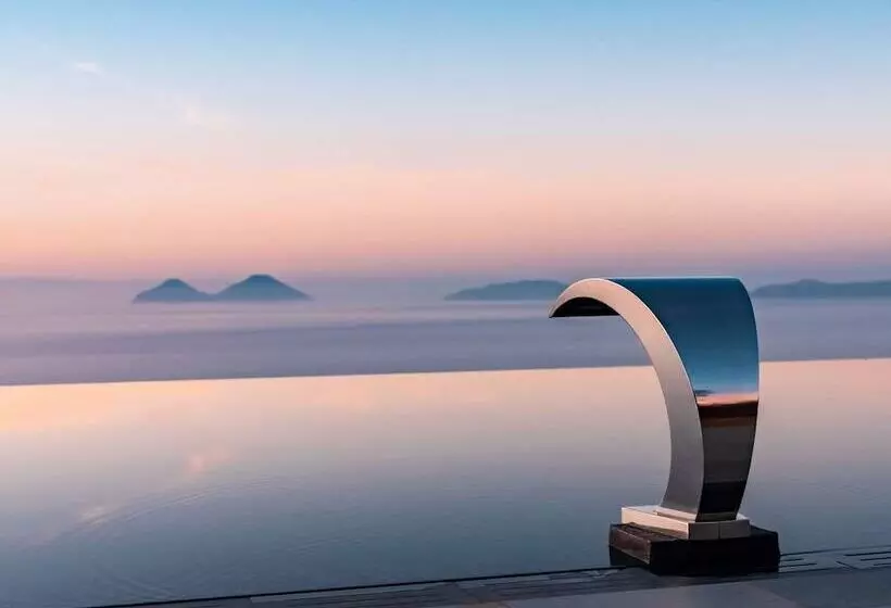 Maina Country Resort