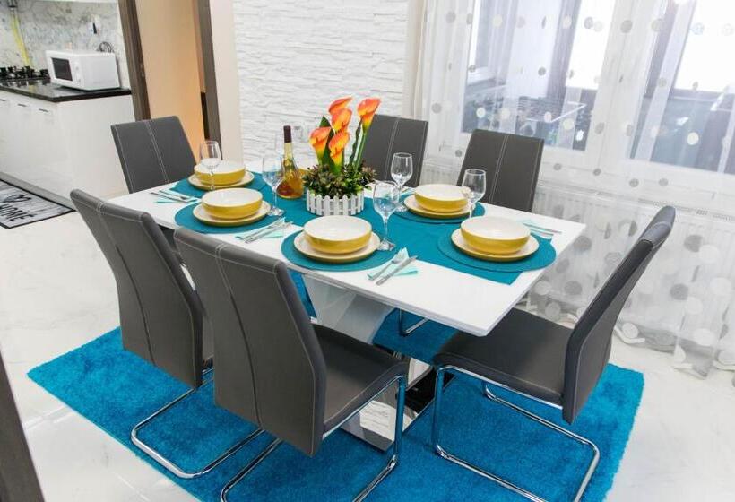 ペンション Délibáb Wellness Vendégház