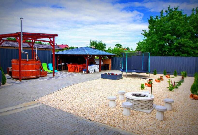 ペンション Délibáb Wellness Vendégház