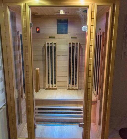 ペンション Délibáb Wellness Vendégház