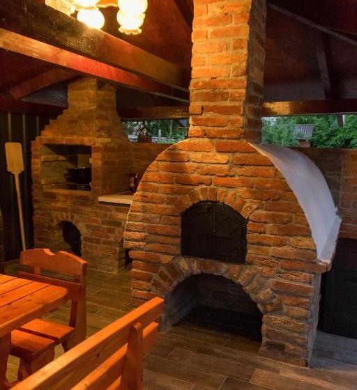 ペンション Délibáb Wellness Vendégház