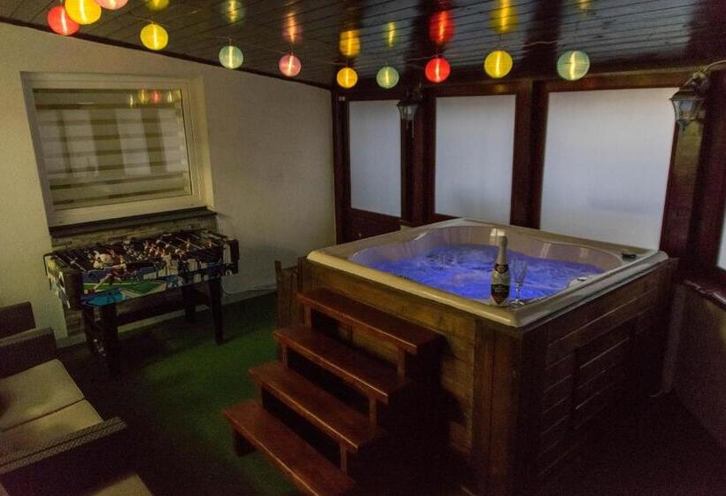 ペンション Délibáb Wellness Vendégház