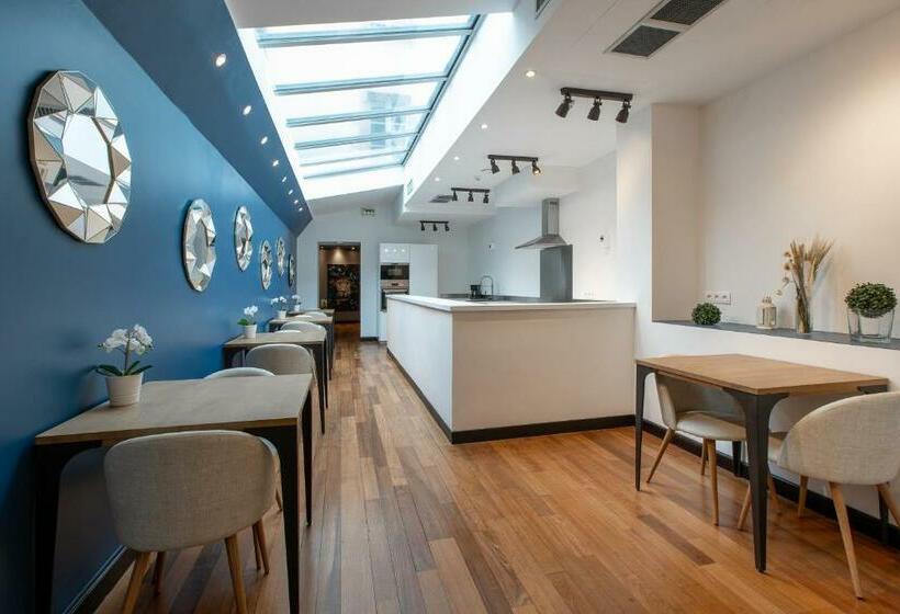 پانسیون La Petite Fugue