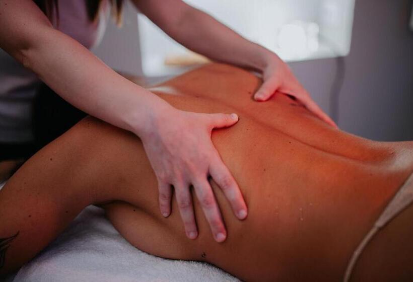 Bed and Breakfast Rara Factory Design House