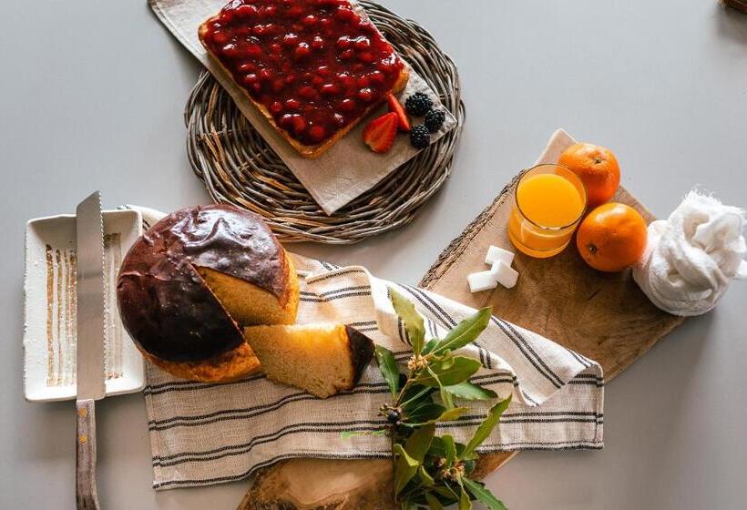 Bed and Breakfast Rara Factory Design House