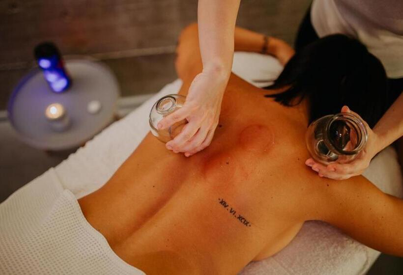 Bed and Breakfast Rara Factory Design House