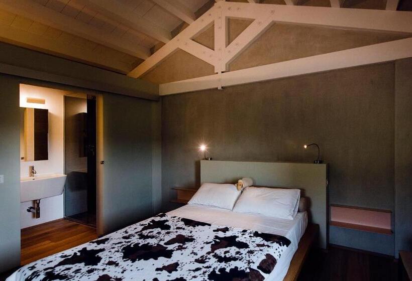 Bed and Breakfast Rara Factory Design House