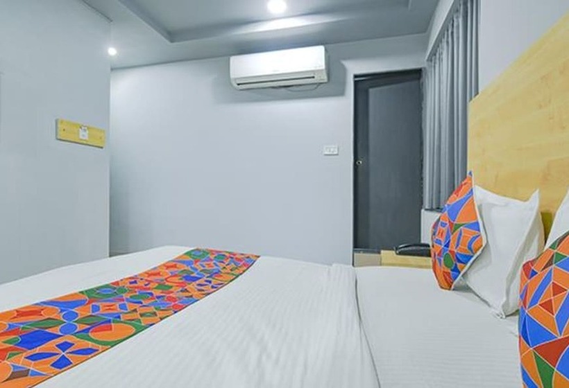 هتل Townhouse 81349 Townhouse Friends Inn