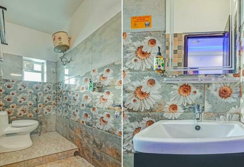 Hotel Treebo The Bollywood