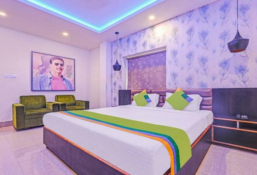 Hotel Treebo The Bollywood