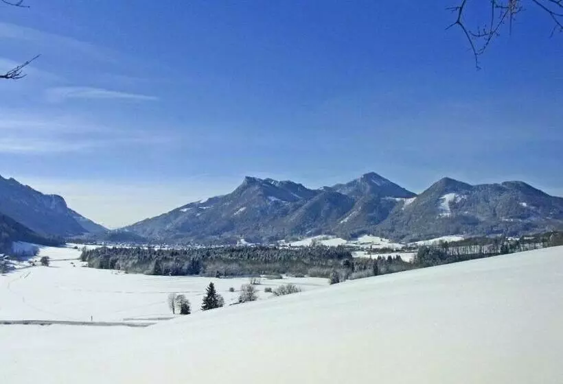 هتل Ferienwohnung Bauernhaus Kailhof