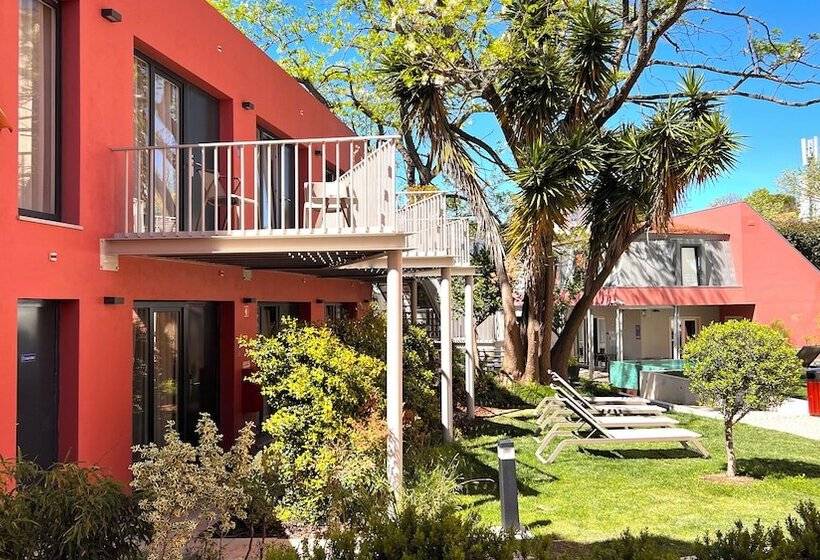 هتل Jardim Da Lapa By Shiadu