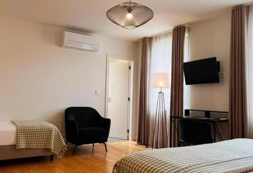 هتل Jardim Da Lapa By Shiadu