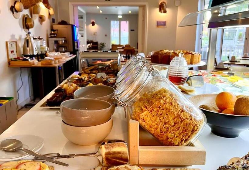 هتل Jardim Da Lapa By Shiadu